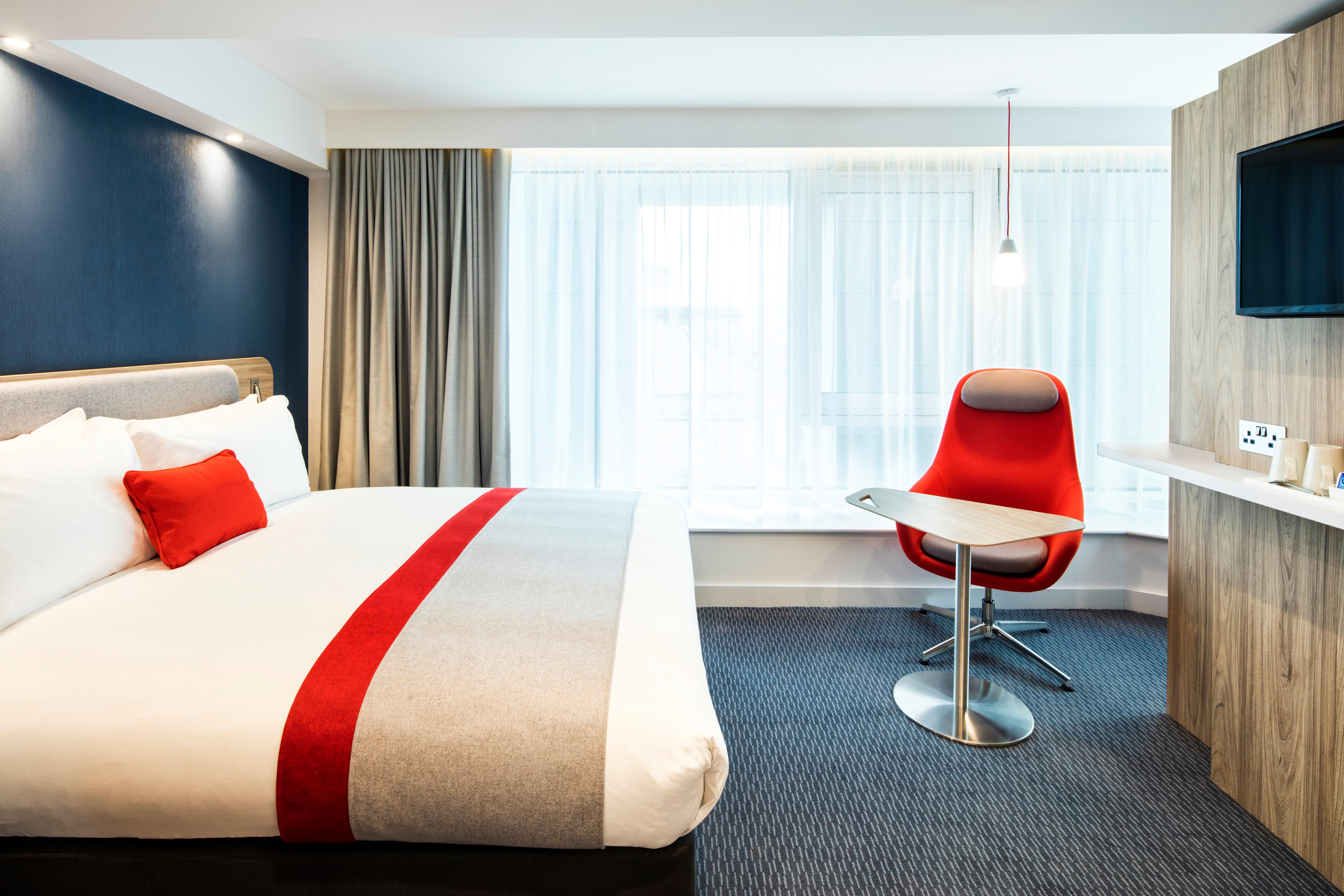 Holiday Inn Express Dublin City Centre By Ihg Esterno foto