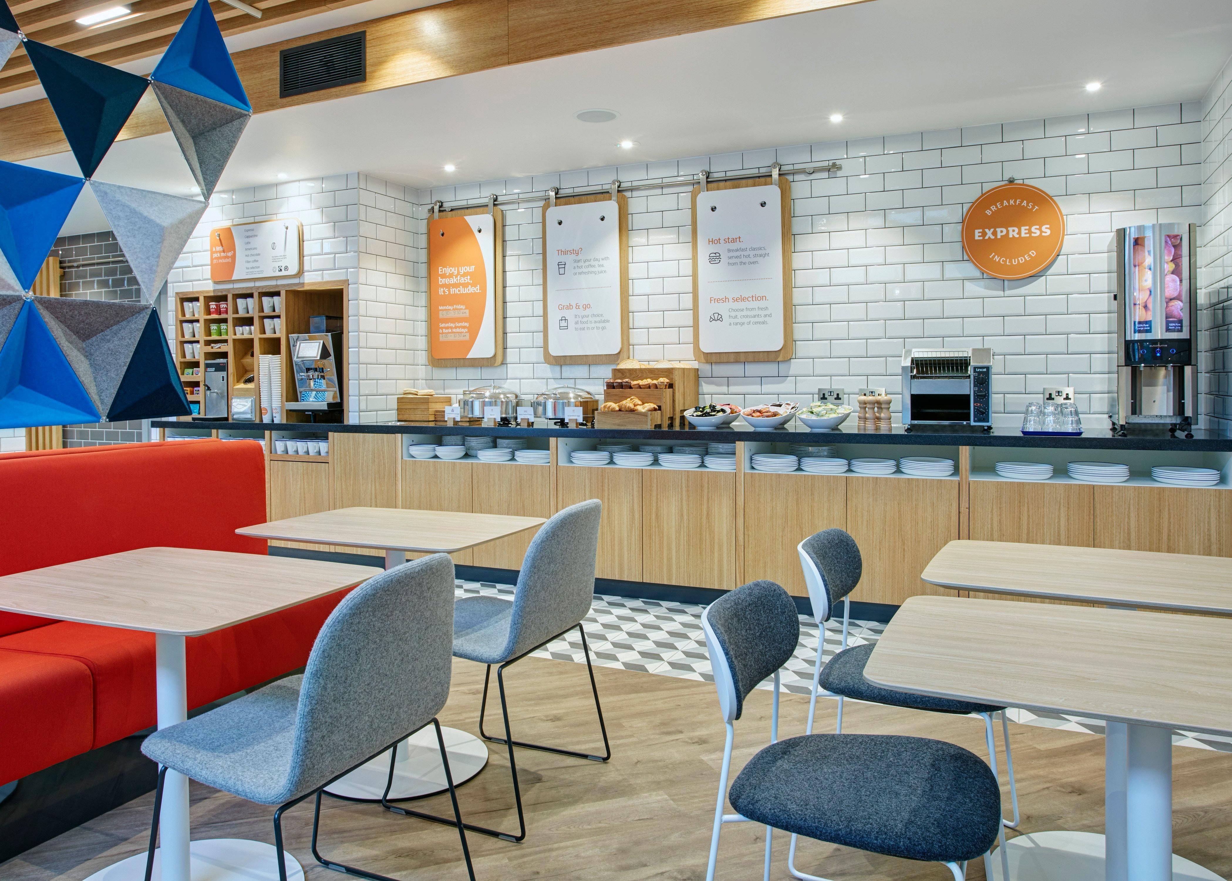Holiday Inn Express Dublin City Centre By Ihg Esterno foto