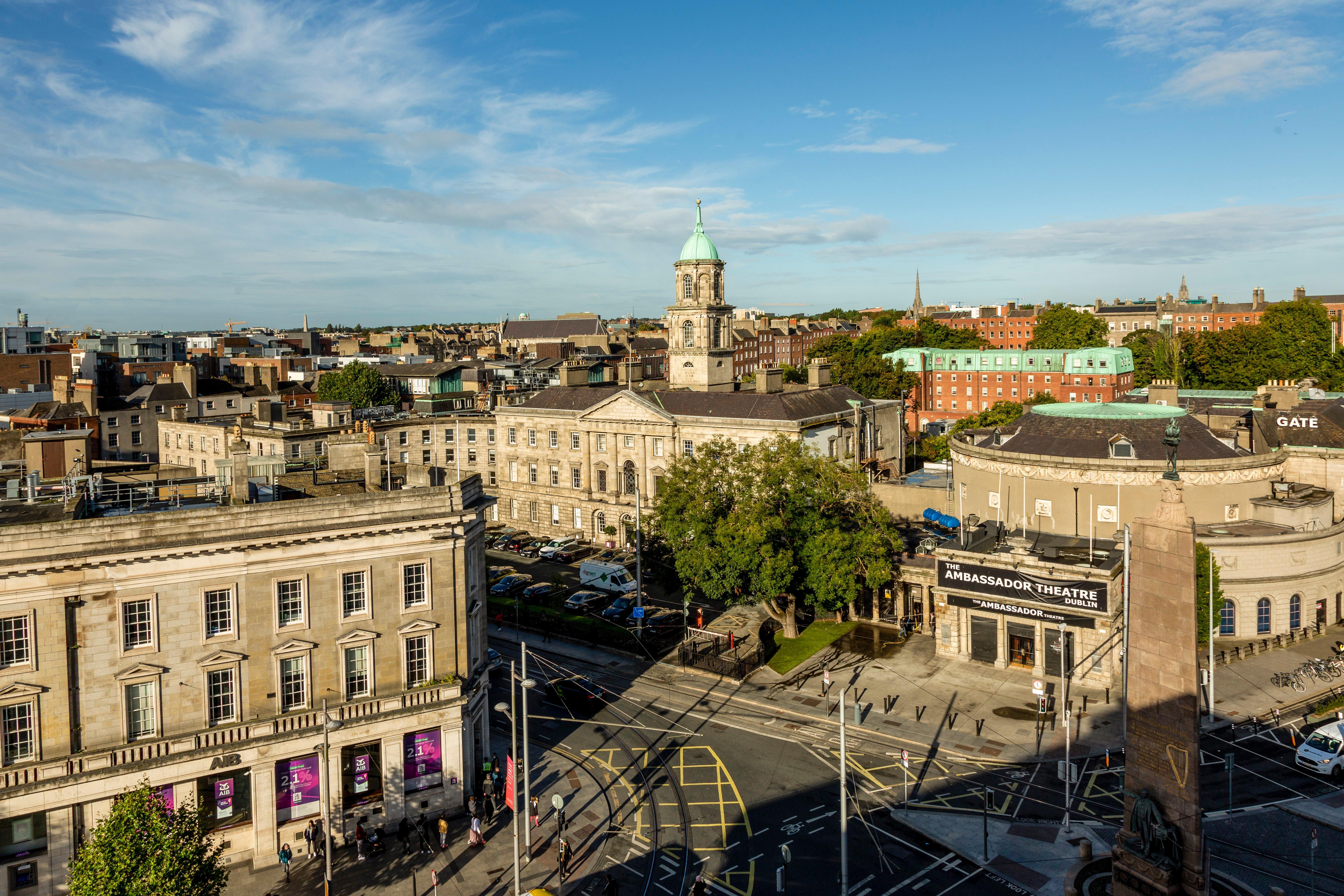 Holiday Inn Express Dublin City Centre By Ihg Esterno foto