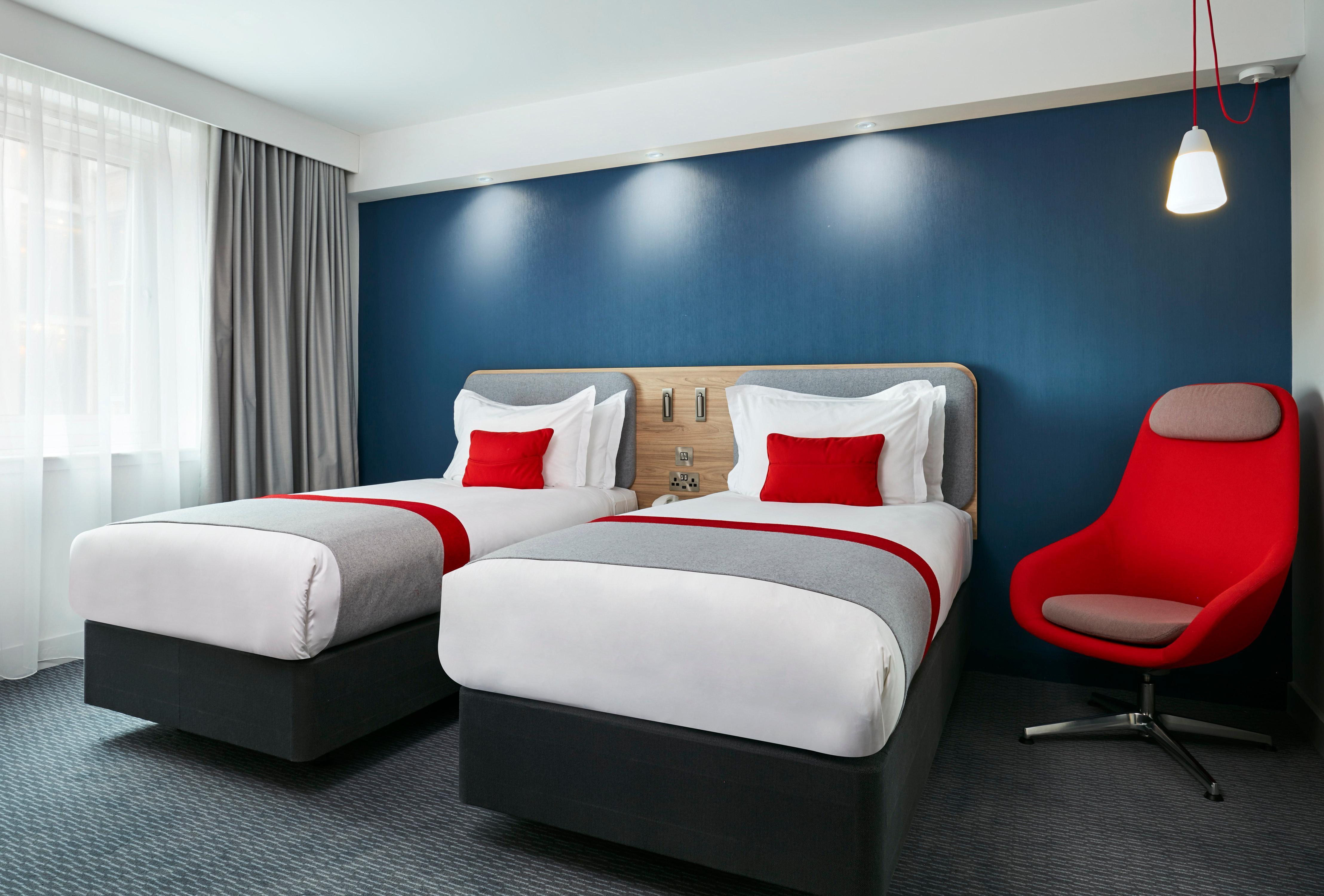 Holiday Inn Express Dublin City Centre By Ihg Esterno foto