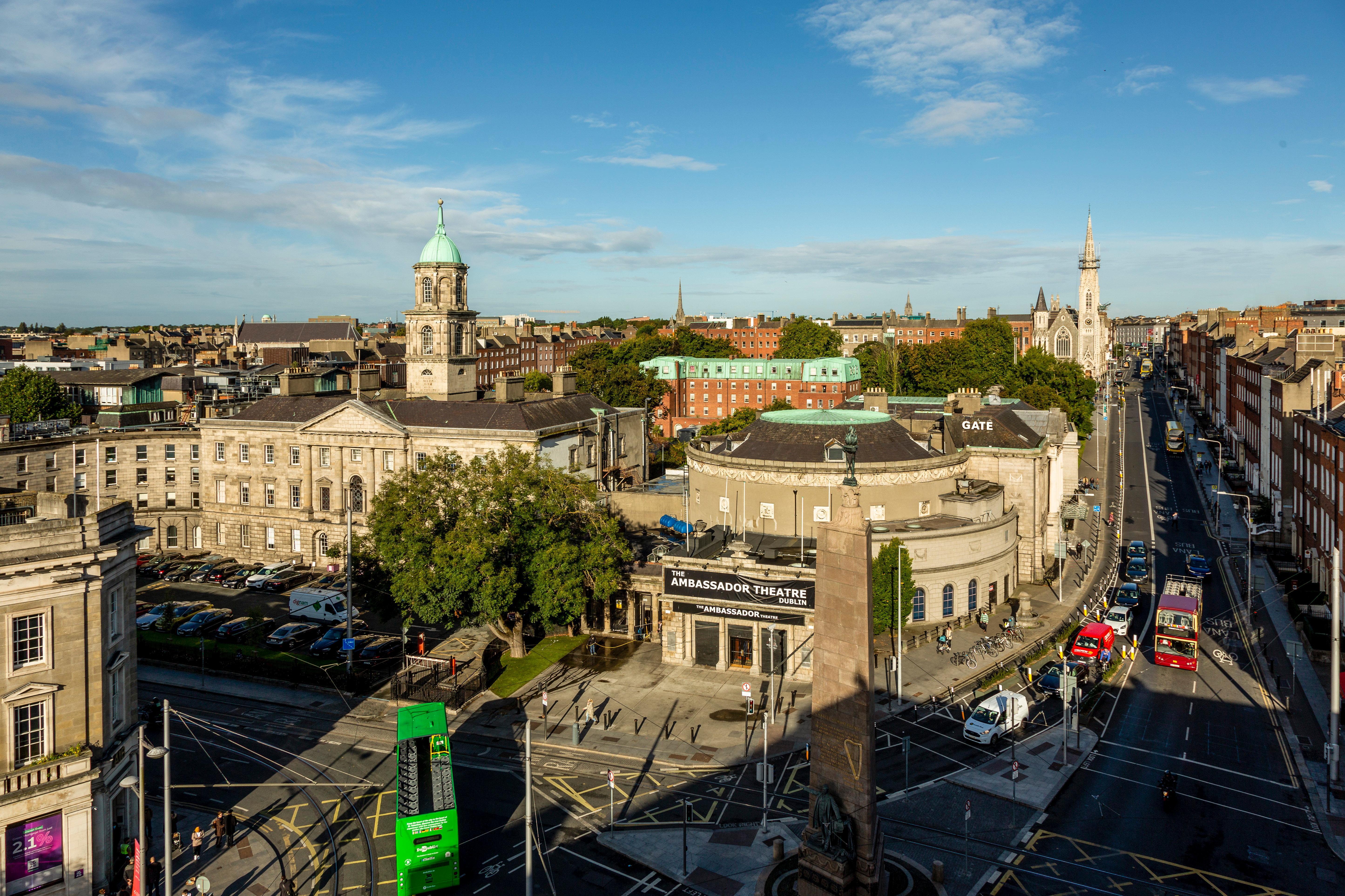 Holiday Inn Express Dublin City Centre By Ihg Esterno foto