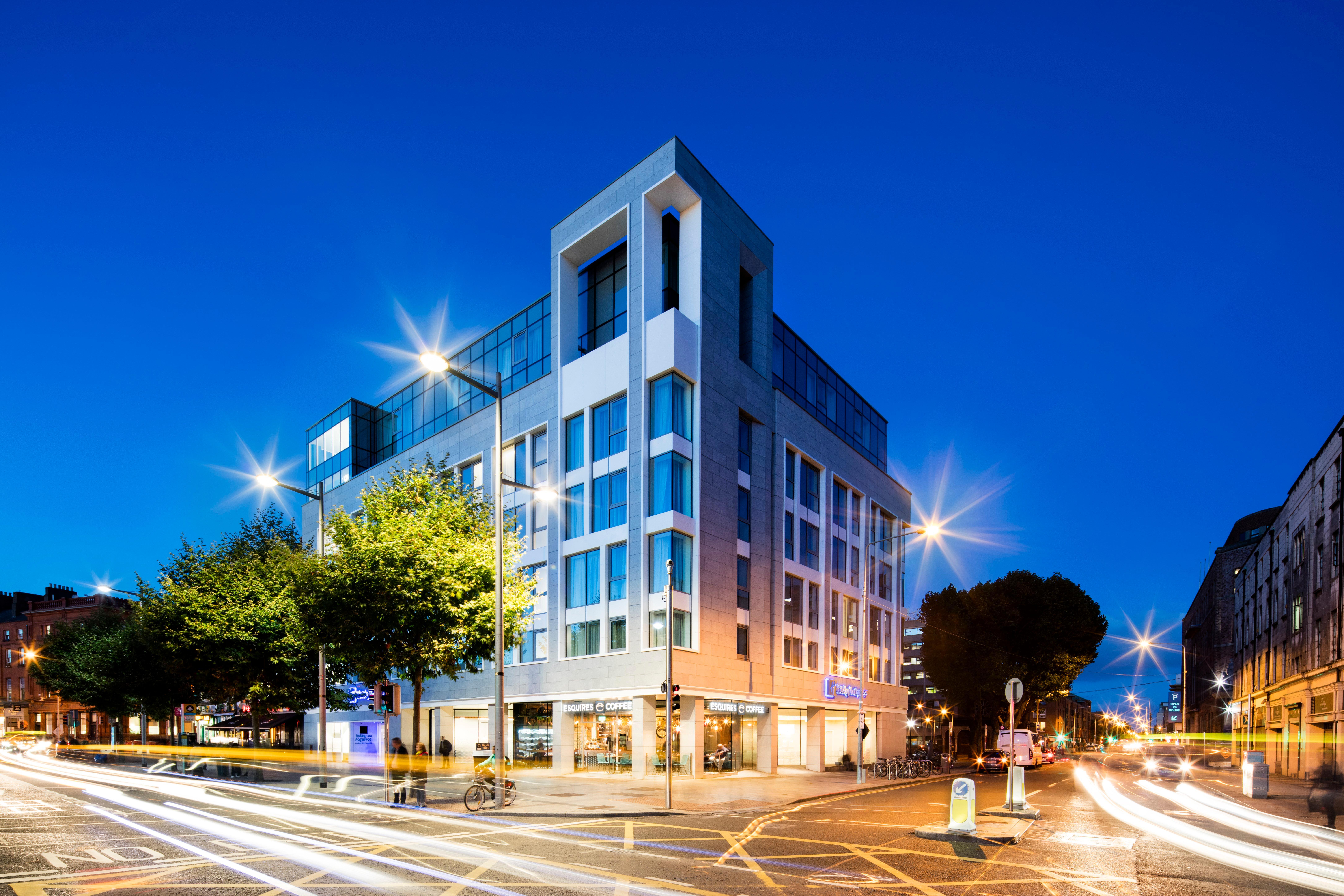Holiday Inn Express Dublin City Centre By Ihg Esterno foto